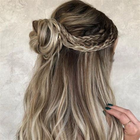 These hairstyles are super easy to do, and you can make them messy, chic, intricate. 50 Half Up Half Down Hairstyles You'll Totally Love Hair ...