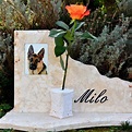 Lapide per Cane e Gatto in Travertino | Milo | Animaliamo