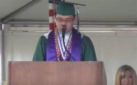 A Seemingly Stereotypical Asian Valedictorian Went Brutally Honest With