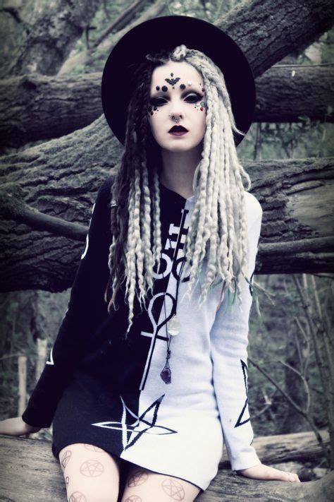 34 Best Goth Aesthetic Images Goth Goth Aesthetic Goth Makeup
