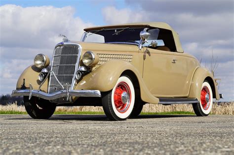 1935 Ford Deluxe Roadster For Sale On Bat Auctions Sold For 35000