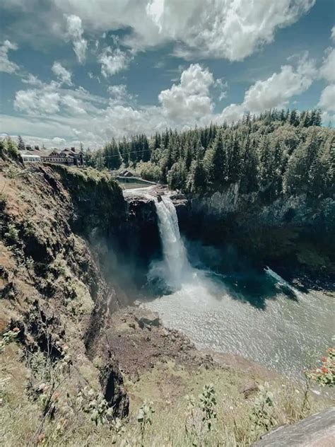 Day Trip To Snoqualmie Falls From Seattle