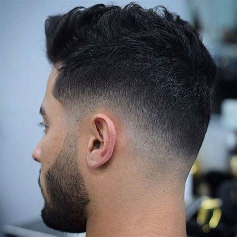 The curtain haircut with a fade is versatile and modern, allowing guys to change up their style without a cut. Imagenes De Pelo Corto : Corte De Pelo Low Fade