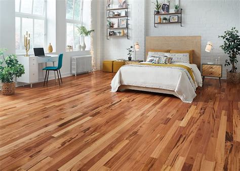 Bellawood 34 In Brazilian Koa Solid Hardwood Flooring 325 In Wide