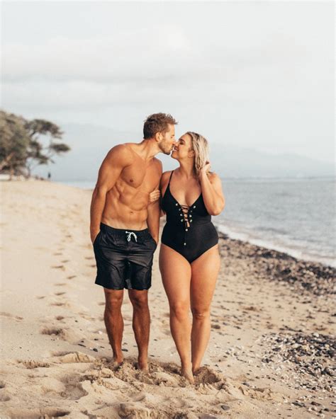 Curvy Woman Opens Up About Having Mr Six Pack As Her Husband Jenna Kutcher
