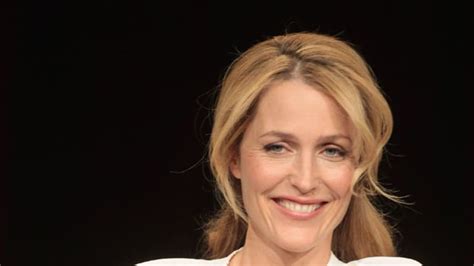 Gillian Anderson Outs Herself