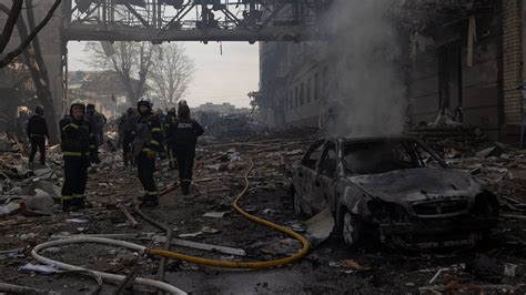 russia fires missile barrage at ukrainian cities and military targets the new york times