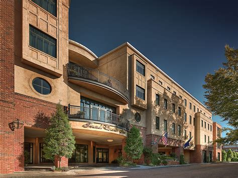 Take advantage of the french market inn specials, group rates, and best rate guarantee for greater savings to spend on new orleans famous french quarter cuisine and enjoying the nightlife of bourbon street. French Quarter Inn | Charleston, South Carolina | The ...