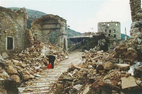 I LOVE BOSNIA VOLIM TE: Photos of Mostar during the war ...