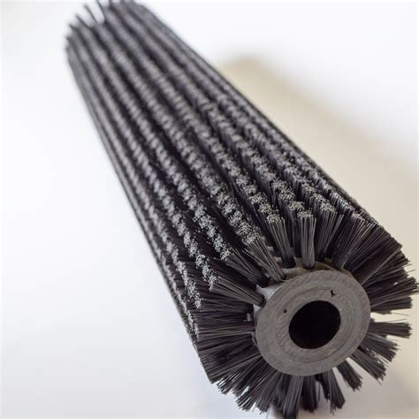 Whether you use a roller or a brush, being in too much of hurry to finish a job can mean you don't cover certain areas properly and then have to do extra work to get the final finish. Fruit Roller Brush Nylon 609mm (24") - Longara Brushware