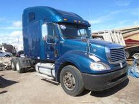 2010 Freightliner Fcl Columbia For Sale Sleeper Truck St114616