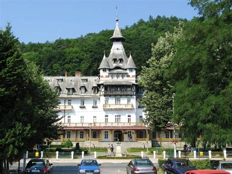 In prezent, valea oltului este o zona dezvoltata din punct de vedere turistic, oferind foarte multe optiuni in ceea ce priveste posibilitatile de petrecere a. Cazare în Valea Oltului | DescoperimRomania.ro