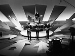 FLASHBACK: THE BEATLES LAND IN AMERICA & PLAY ‘THE ED SULLIVAN SHOW ...