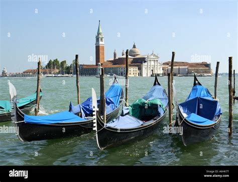 San Giorgio Maggiore And Gondolas Venice Italy Stock Photo Alamy