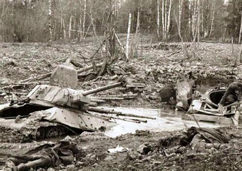 T 34 Tank Stuck In Swamp World War Photos