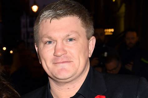 Former two division world champion ricky hatton was very impressed with saturday's performance. Ricky Hatton sends reassuring message to fans after worrying video emerges - Irish Mirror Online