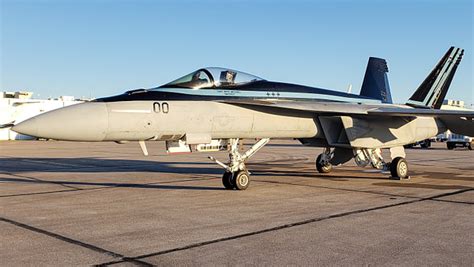 Tom Cruises Top Gun F 18 Super Hornet To Join Blue Angels Airshowstuff