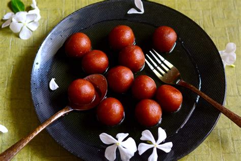 Shakarkandi Ke Gulab Jamun Recipe Sweet Potato Gulab Jamun By Archana