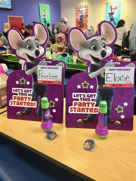 Chuck E Cheeses 40th Anniversary World Record Breaking Party