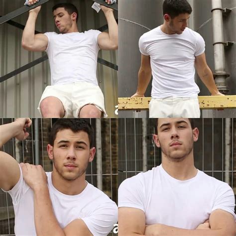 Nick Jonas Shirtless Joe Jonas Hottest Male Celebrities Celebs Jonas Brothers Attractive