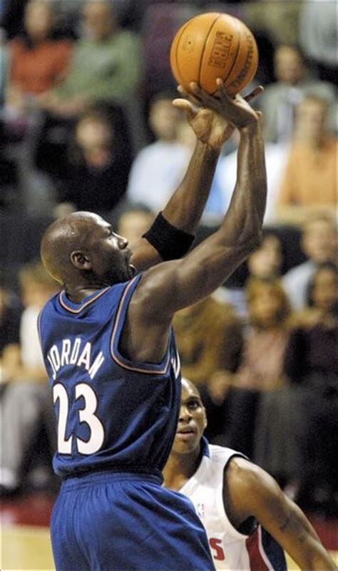 Get the complete overview of wizards's current lineup, upcoming matches, recent results and much more. Jordan's debut pumps life into Pistons game - Toledo Blade