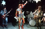 David Bowie and The Spiders from Mars performing 'Starman' on Top of ...