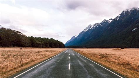 10 Breathtaking Photos Of New Zealands Beautiful Roads Oversixty