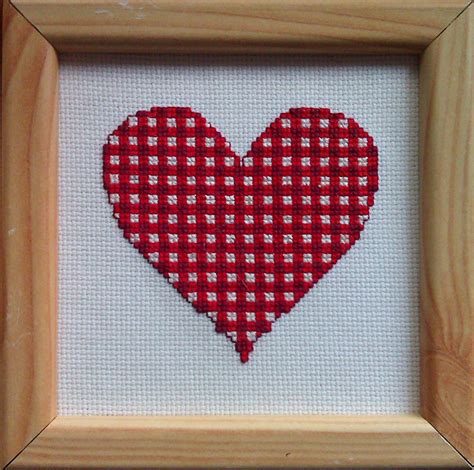 free gingham cross stitch valentine s heart pattern hubpages