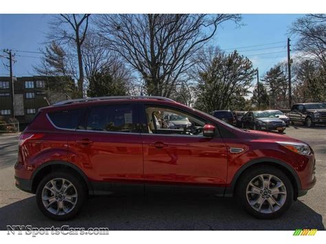 2015 Ford Escape Titanium 4wd In Ruby Red Metallic Photo 8 B54306