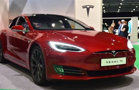 With increased pressure from rivals such as the porsche taycan and the upcoming. Tesla Study: the Best & Worst Colors of Model S, Model X ...