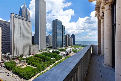 Luxury Condo Building Chicago Preview Chicago