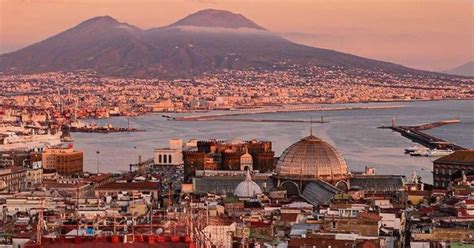 Per La Cnn Napoli è Tra Le 22 Destinazioni Da Non Perdere Nel 2022 L