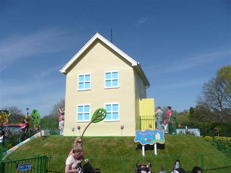Peppa Pigs House At Paultons Park Reviews And Info
