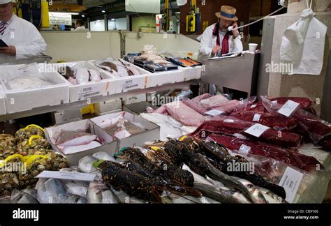Billingsgate Fish Market London Uk Stock Photo Alamy