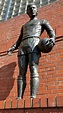 Rangers FC Legend John Greig Statue Ibrox Stadium Large Size Keyring ...