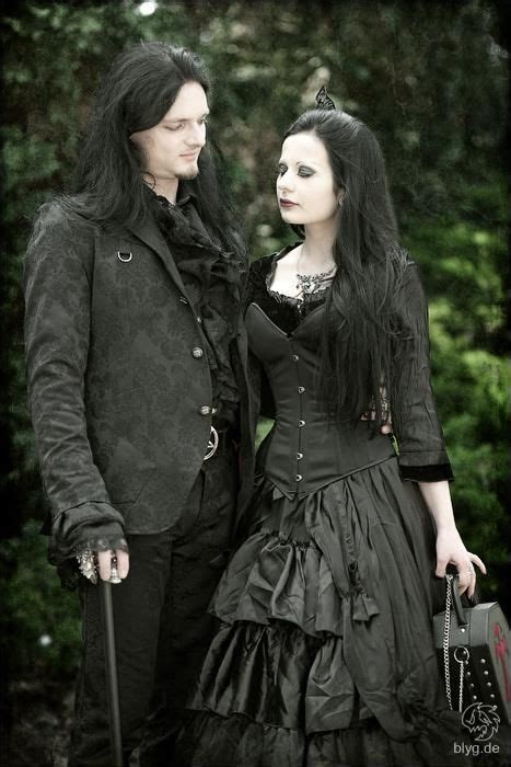 Neo Victorian Goth Couple Couples Gótico Victoriano Moda Gótica