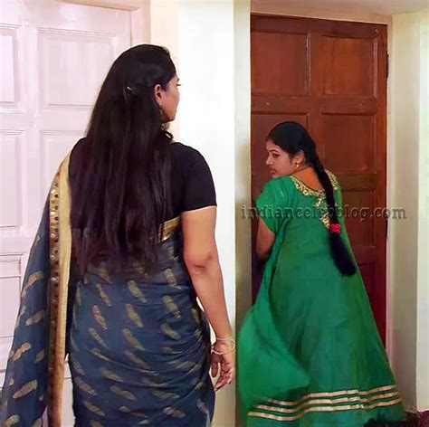 krithika vamsam tamil tv serial actress sari caps