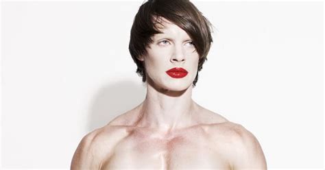 10 artisti transgender che stanno cambiando il panorama dell arte contemporanea foto video