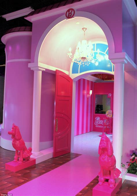 Worlds First Ever Life Size Replica Of Barbies Dreamhouse Opens As