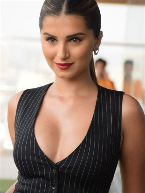 Tara Sutaria Aces Sexy And Swag In Black Pantsuit