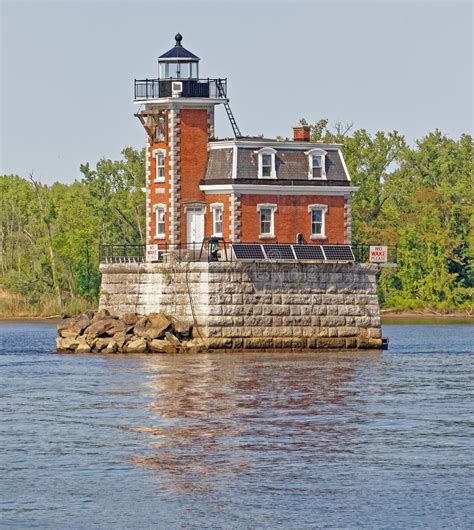 Hudson Athens Lighthouse One Of Three Lighthouses In Middle Of The