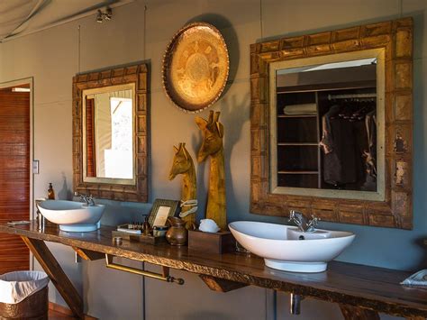 Rustic Bathroom Vanity Lights Over The Rustic Bathroom Mirror Complete