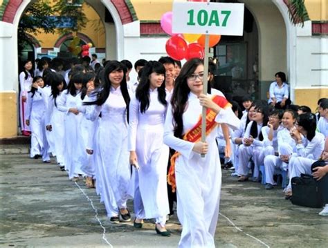 Vietnamese Students Might Have To Join School Opening Ceremonies From