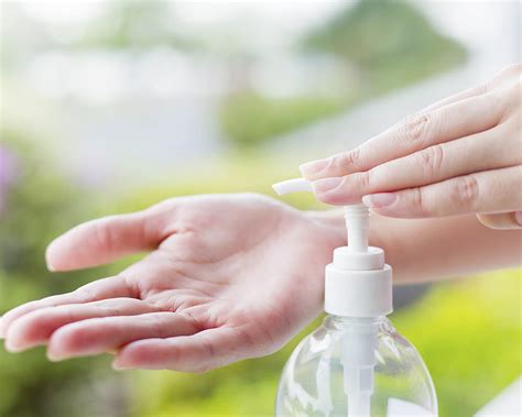 Isopropyl alcohol is the main sanitizing ingredient in this diy hand sanitizer recipe. Homemade Hand Sanitizer: Benefits and Easy Recipe - Mom Pamper