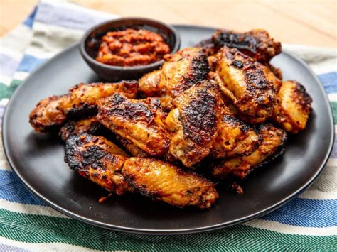 Place the wings on the grill and cook for 35 minutes, turning. Grilled Chicken Wings … let the games begin - Food you ...