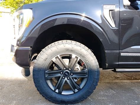 2756520 Nitto Ridge Grappler Vs 2956020 Terra Grappler Side By Side