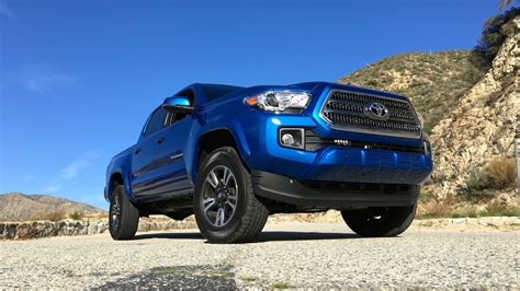 What separates the 2016 toyota tacoma from the outgoing model? 2016 Toyota Tacoma Review | CarAdvice