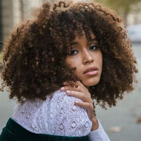 5 Curly Hairstyles We Are Obsessed With Right Now Fhi Heat