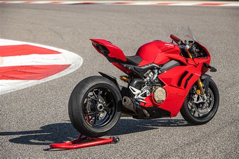 The information below was known to be true at the time the vehicle was manufactured. 2020-ducati-panigale-v4-v4s-v2-launch-price-malaysia ...