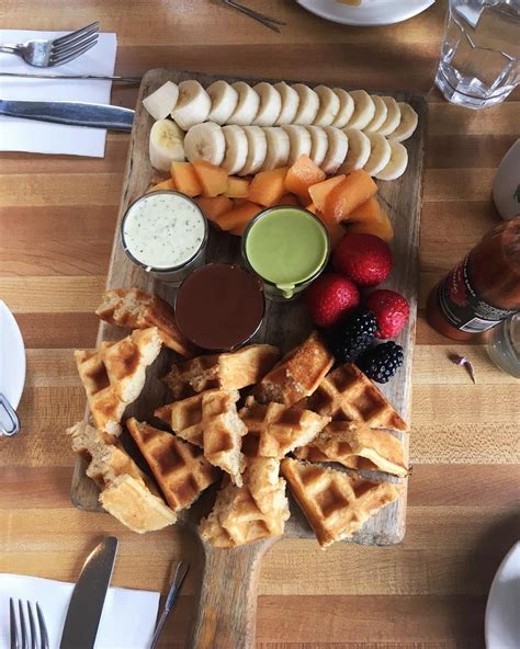 Calgary Brunch Spots You Must Try At Least Once In Your Life Narcity